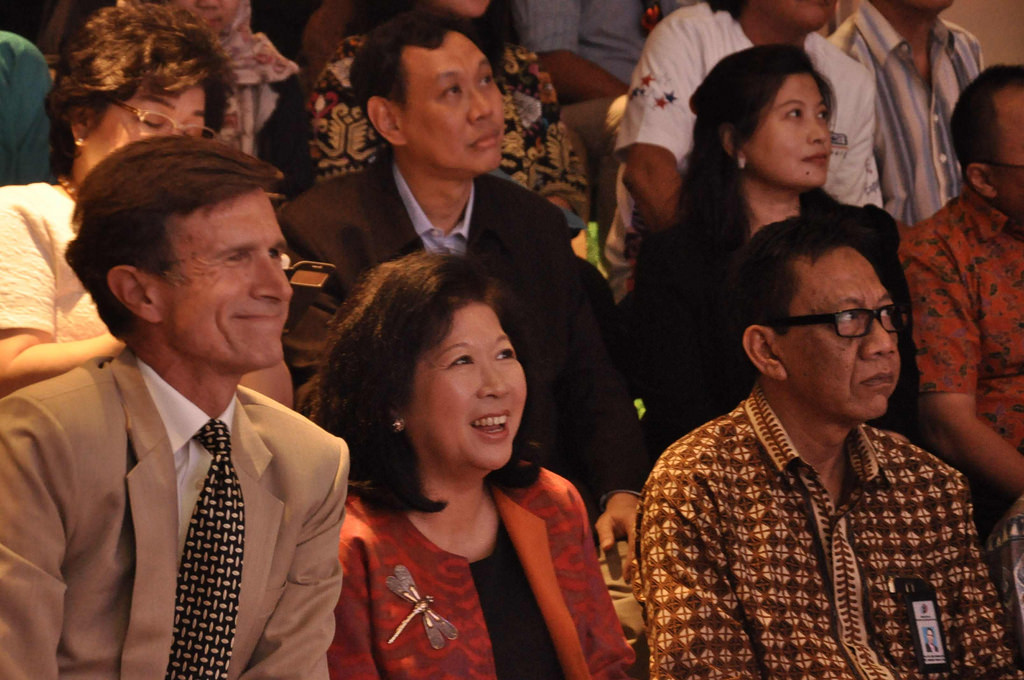 Varied reactions to a Los Angeles Indonesian Film Festival screening (Image source: The @America Center)